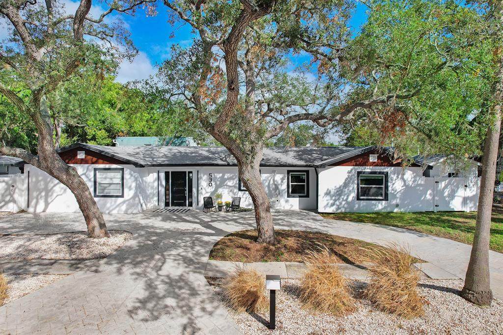 530 Locklie Street - Photo 1