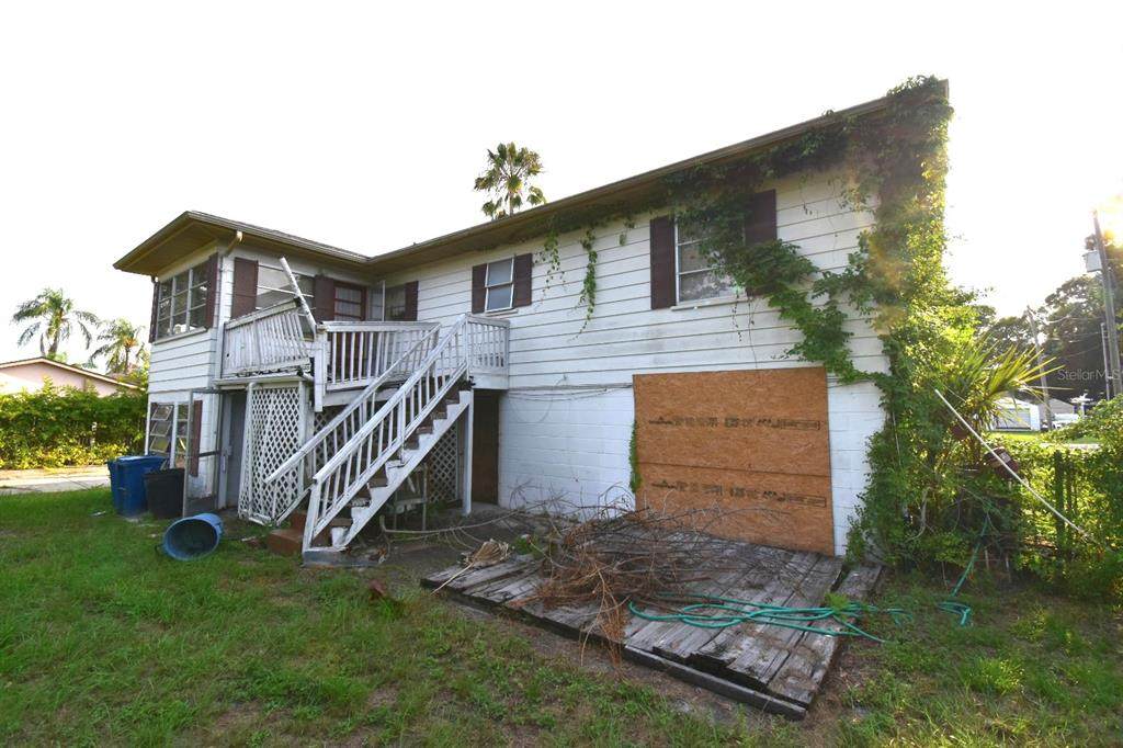 613 Chestnut Street - Photo 1