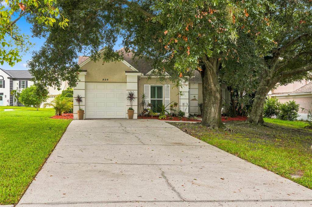 934 Berkley Court - Photo 1