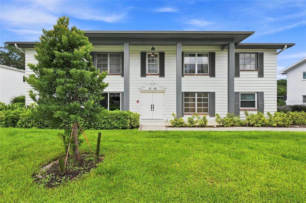 1342 Snell Isle Boulevard - Photo 1