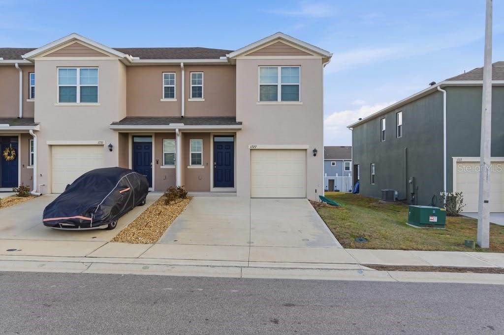 1727 Wooden Street - Photo 1