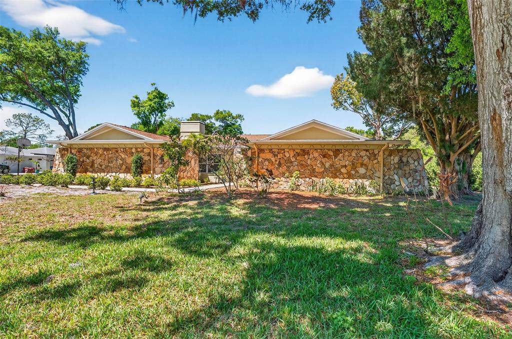 2111 Paddock Circle - Photo 1