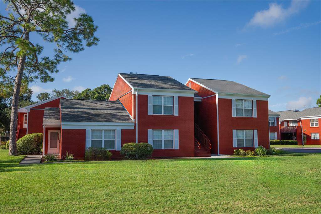 8210 12TH Way - Photo 1