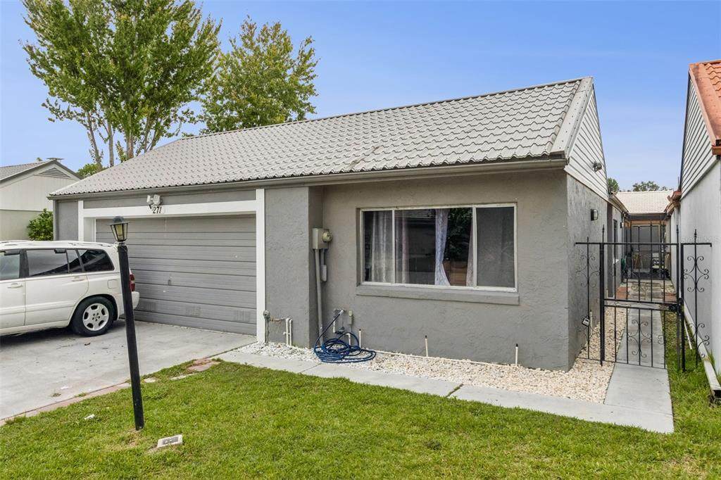 271 Mariposa - Photo 1