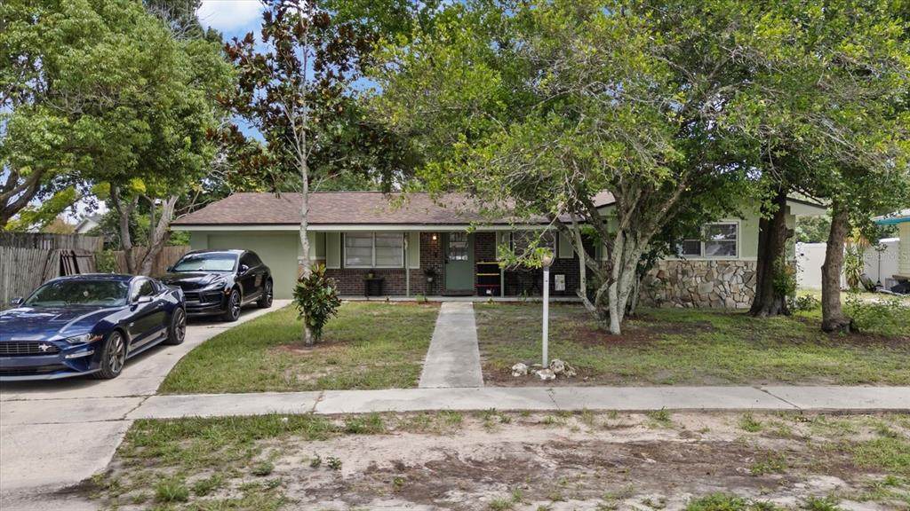 4552 Cynthia Lane - Photo 1