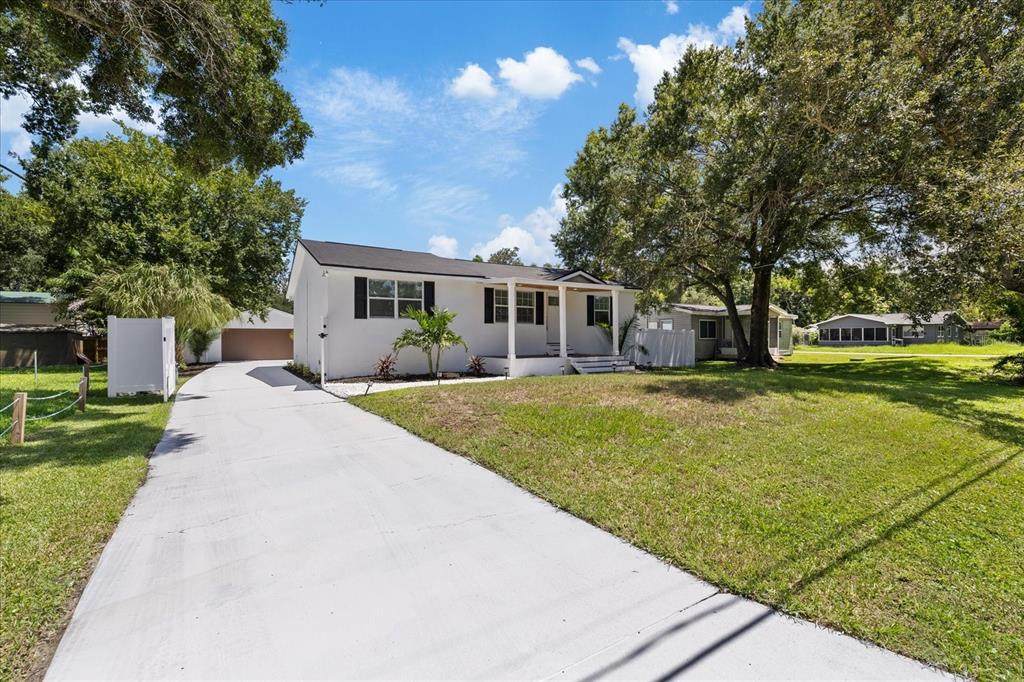 6403 Elliot Drive - Photo 1