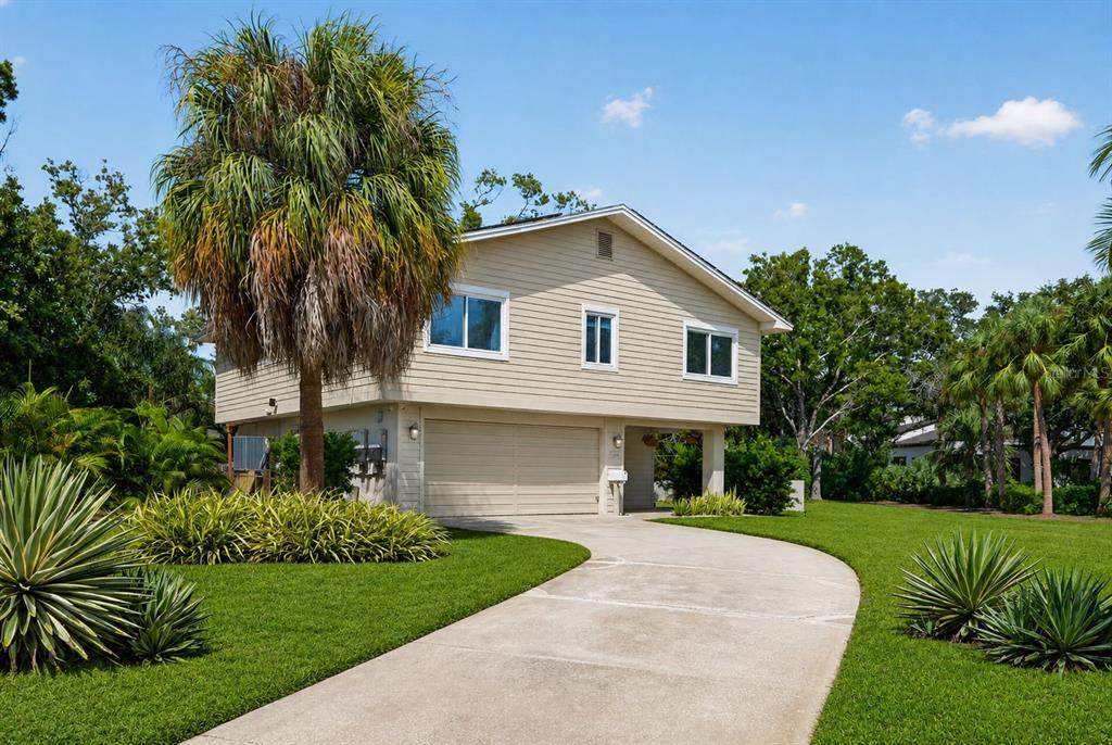 1300 Pleasant Way - Photo 1