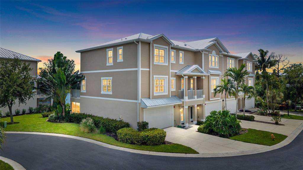 10311 Lands End Circle - Photo 1