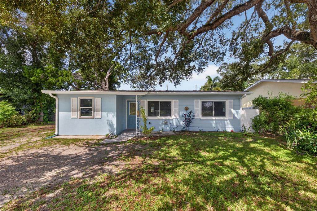 7980 52ND Street - Photo 1