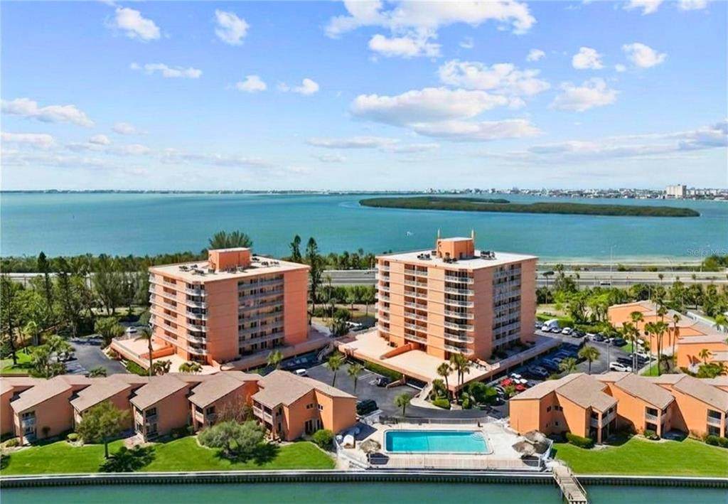 7400 Sunshine Skyway Lane - Photo 1