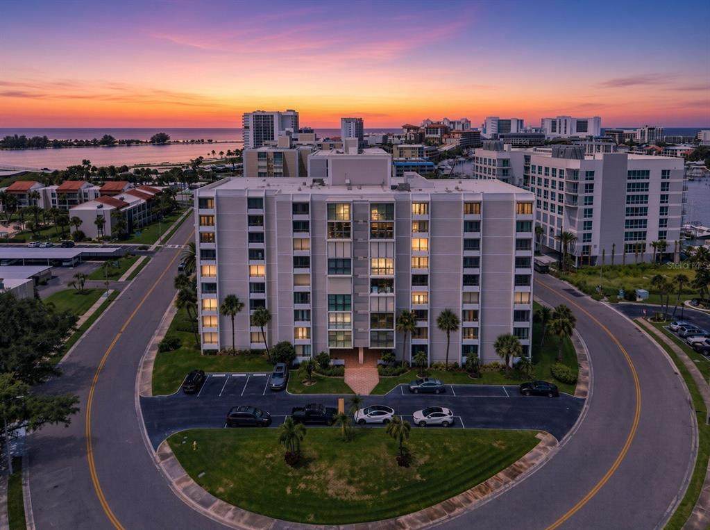855 Bayway Boulevard - Photo 1