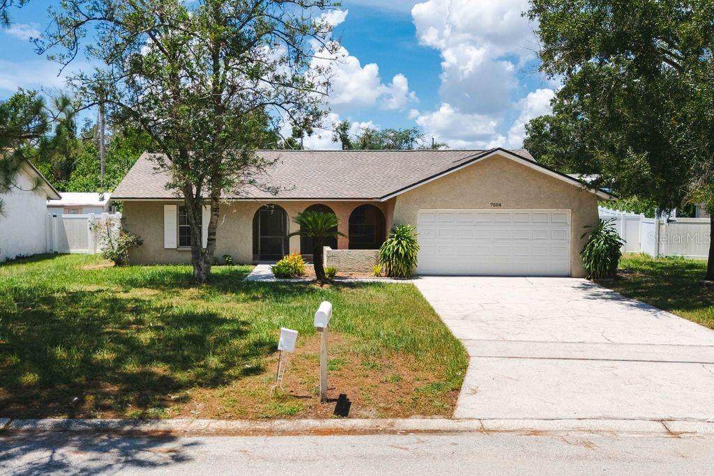 7504 Sanibel Circle - Photo 1