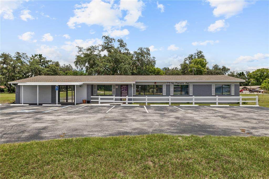 711 Parsons Avenue - Photo 1