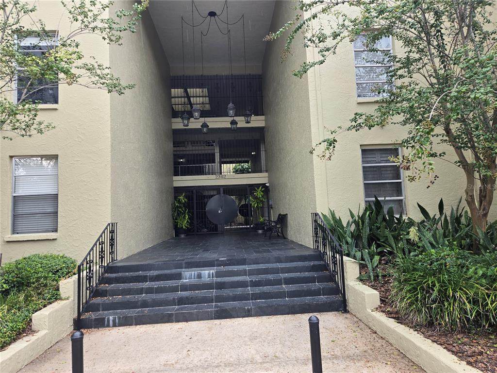 2302 Manhattan Avenue - Photo 1