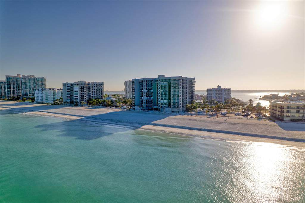 1660 Gulf Boulevard - Photo 1