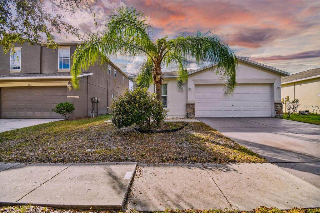 7956 Carriage Pointe Drive - Photo 1