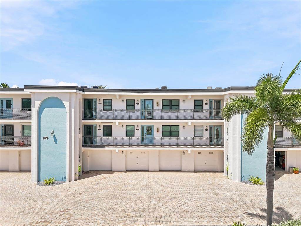 11901 Lagoon Lane - Photo 1