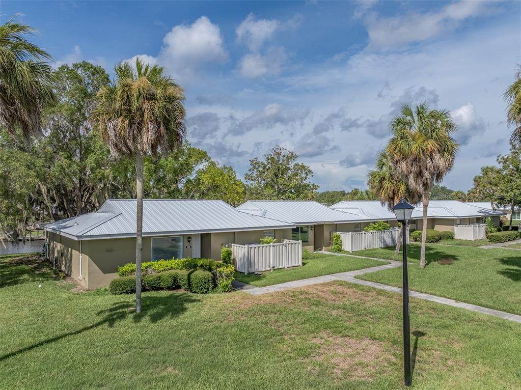 11255 Bayshore - Photo 1