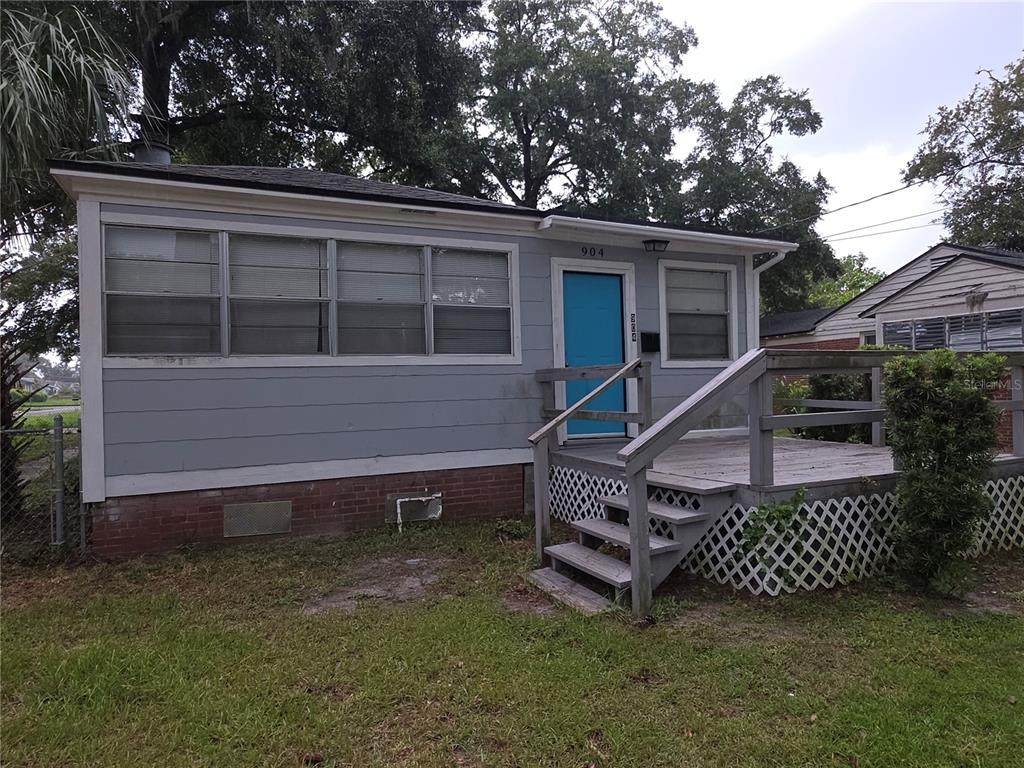 904 Bunker Hill Boulevard - Photo 1
