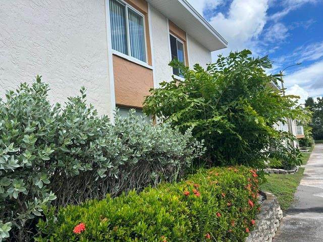 9940 7TH Way - Photo 1
