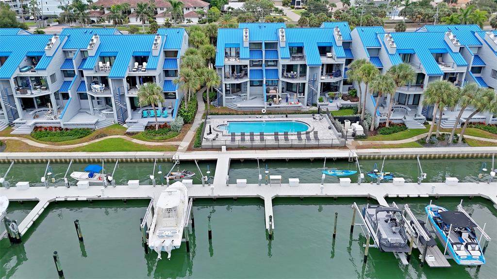 910 Pinellas Bayway - Photo 1