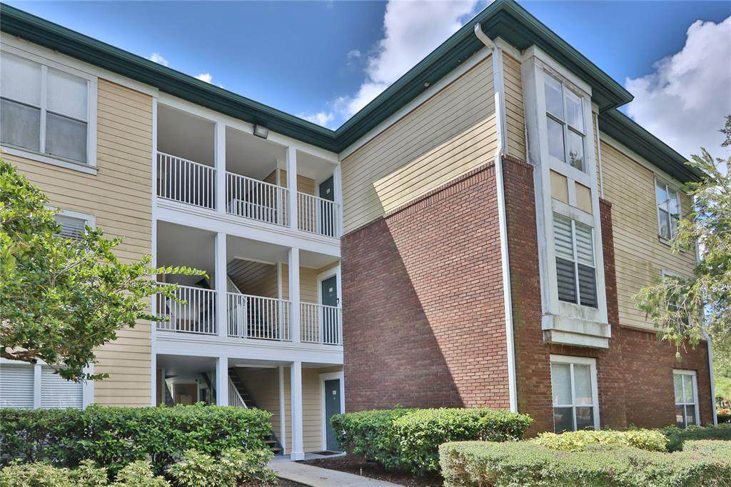 10110 Winsford Oak Boulevard - Photo 1