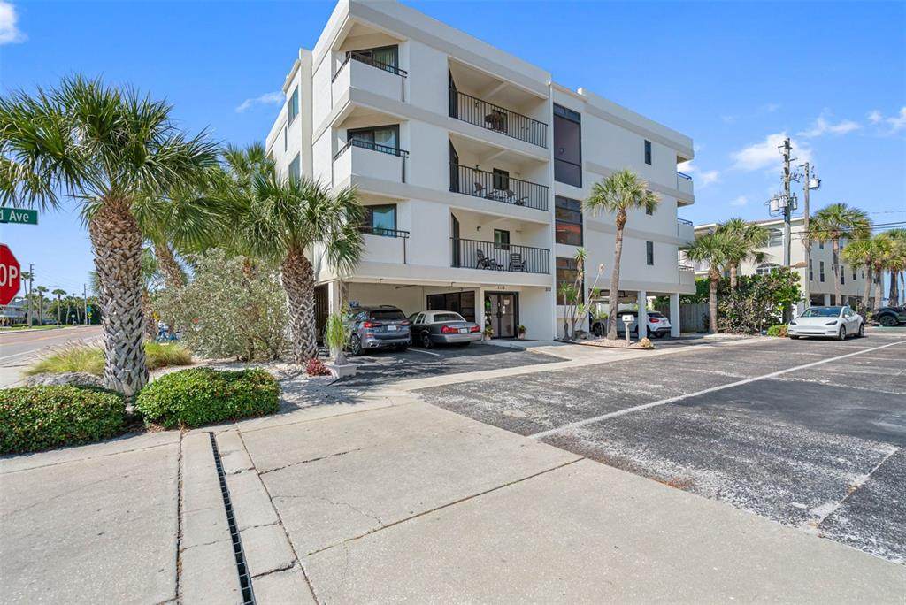 2112 Gulf Boulevard - Photo 1