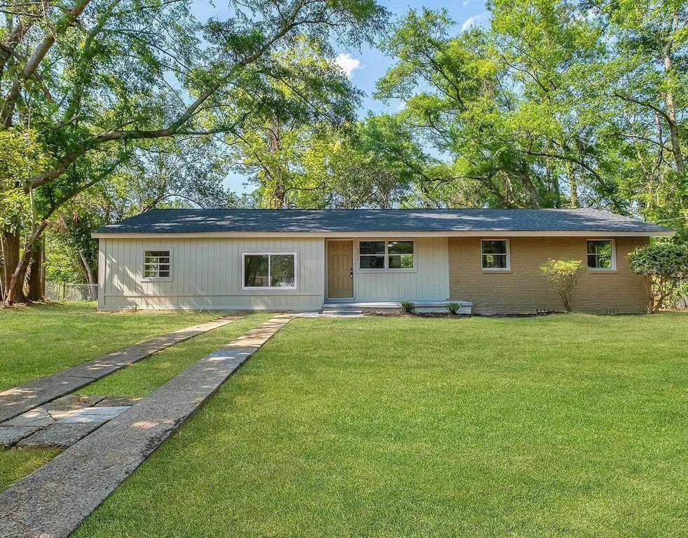 2212 Berkshire Drive - Photo 1