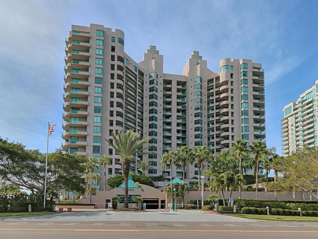1560 Gulf Boulevard - Photo 1
