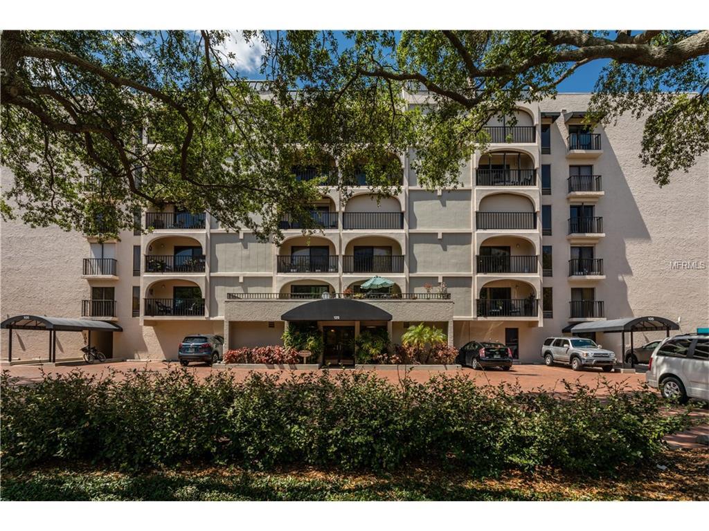 105 4TH Avenue - Photo 1