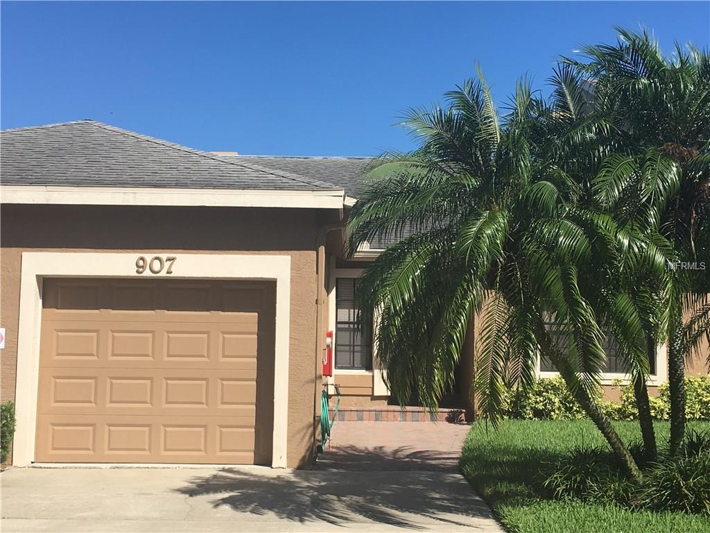 907 San Carlos Avenue - Photo 1