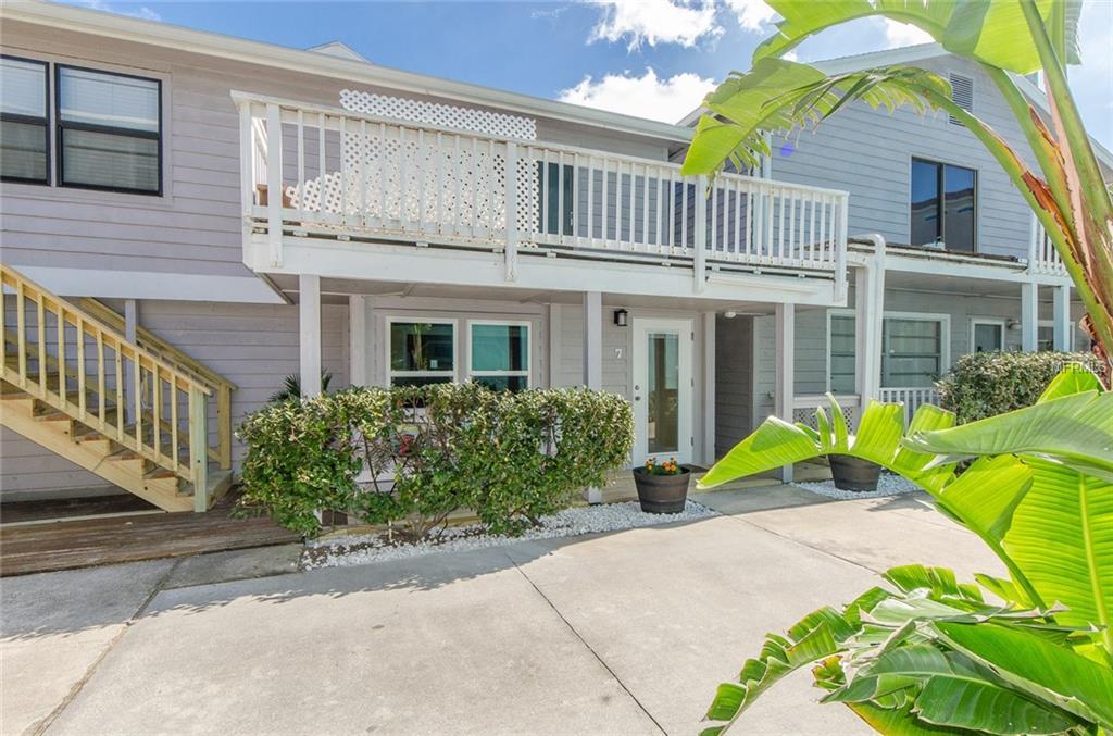 2000 Gulf Boulevard - Photo 1
