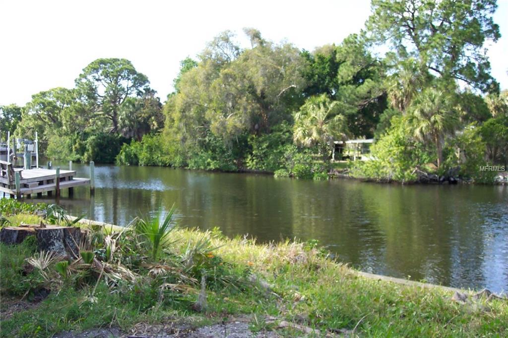 Riverside Drive - Photo 1