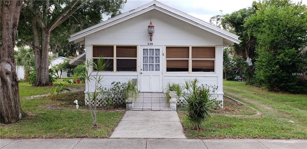 425 Grand Boulevard - Photo 1