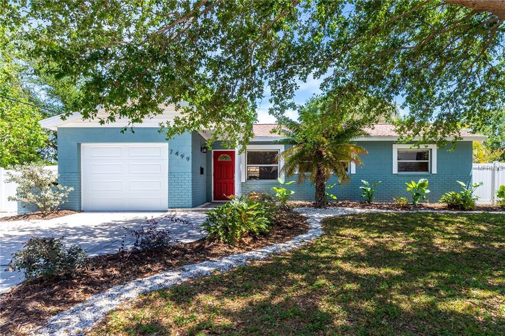 7499 Oak Street - Photo 1