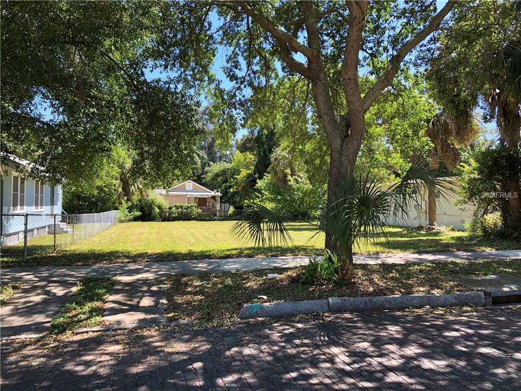 642 13TH Avenue - Photo 1