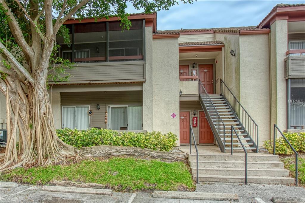 10263 Gandy Boulevard - Photo 1