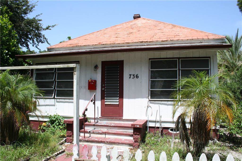736 5TH Street - Photo 1