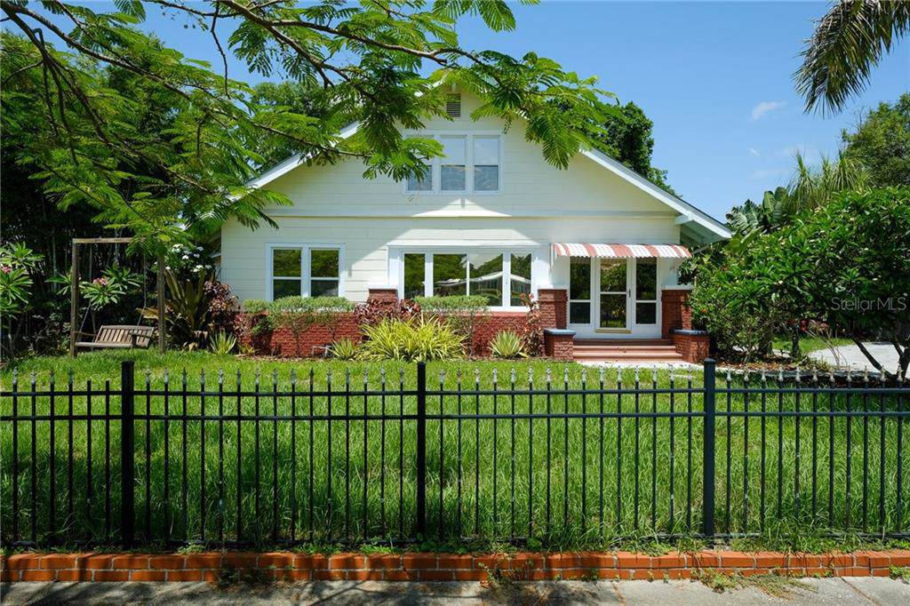 3925 Sunrise Drive - Photo 1
