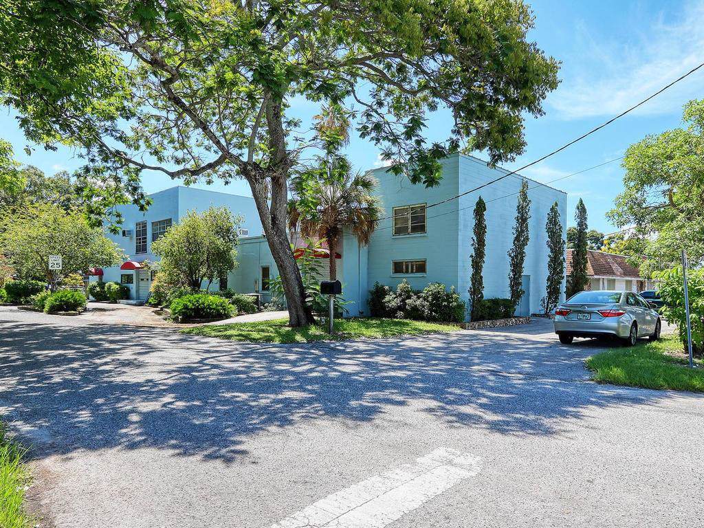 4747 28TH Street - Photo 1