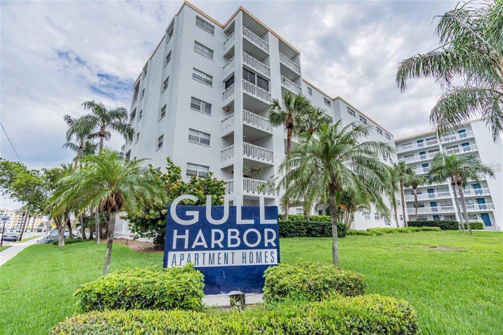 17105 Gulf Boulevard - Photo 1