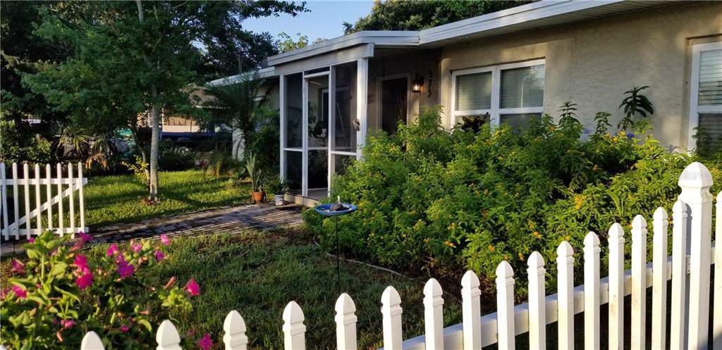375 10TH Avenue - Photo 1