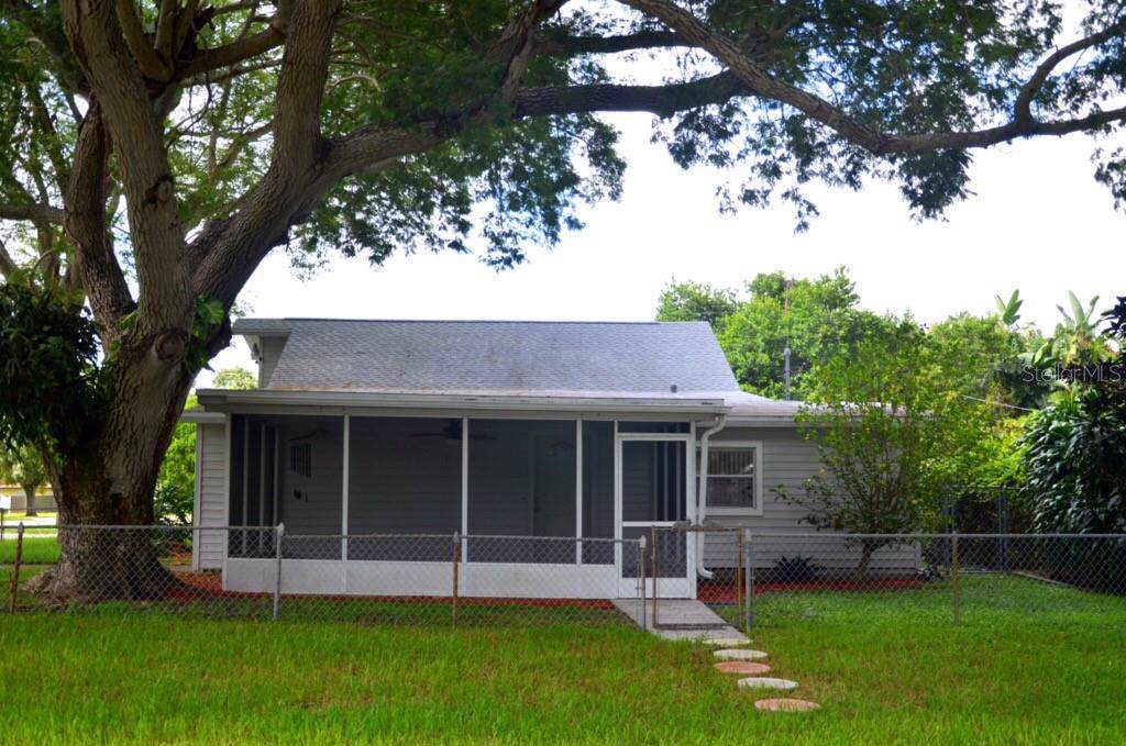 2109 Hercules Avenue - Photo 1