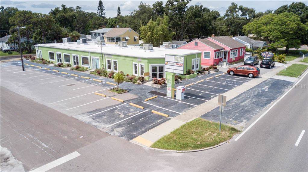 5702 Gulfport Boulevard - Photo 1