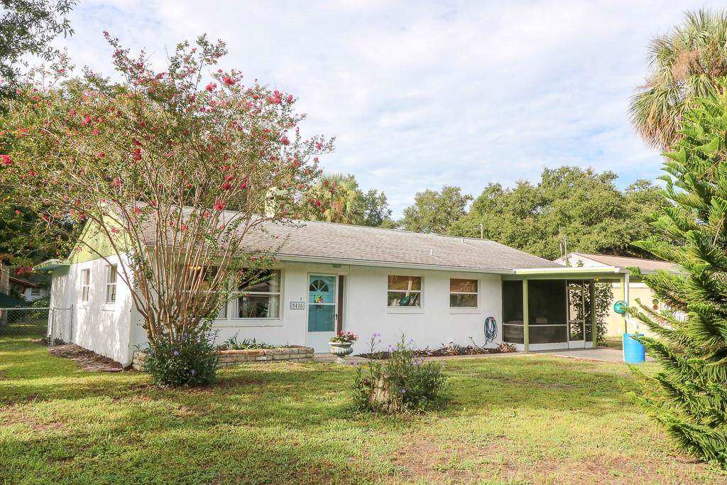 5426 Avery Road - Photo 1