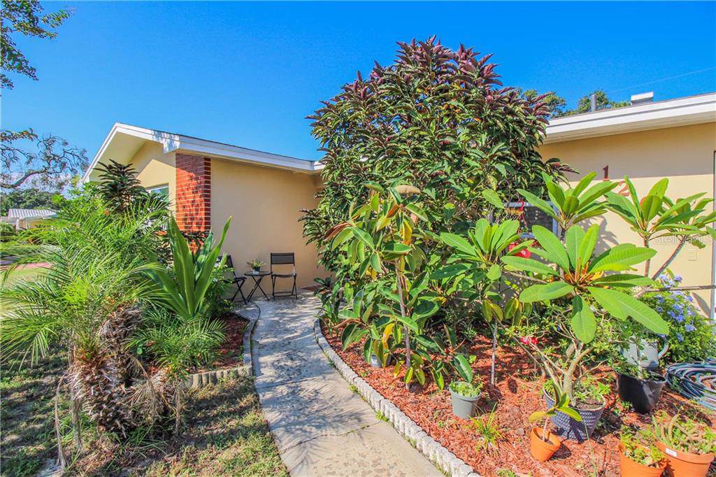 1264 Fruitland Avenue - Photo 1