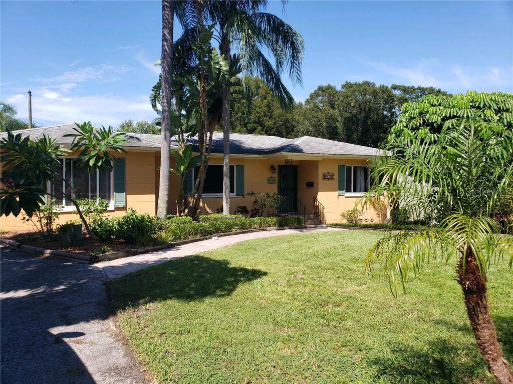 1524 Rosewood Street - Photo 1