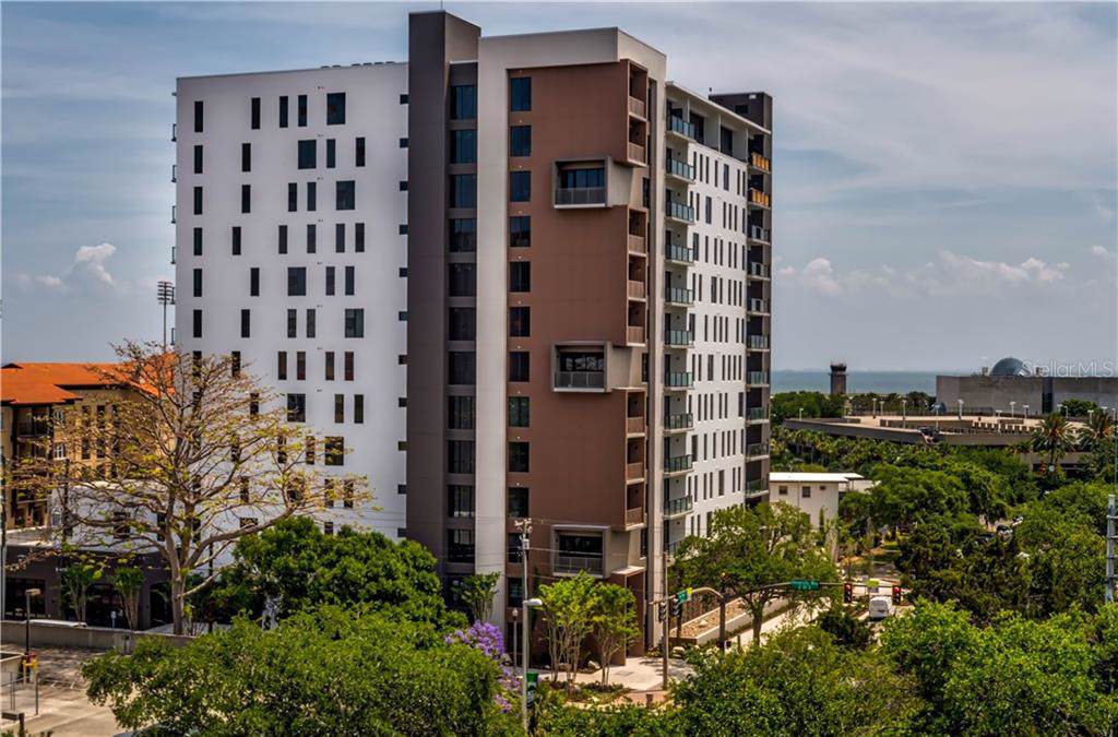 199 Dali Boulevard - Photo 1