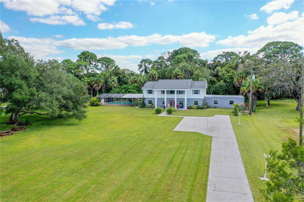 5207 Sunset Boulevard - Photo 1