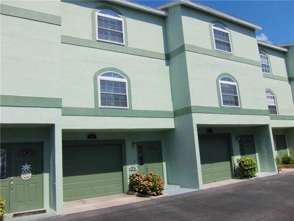 737 Pinellas Bayway - Photo 1